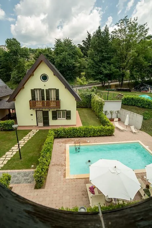 Apartment Case Vacanza Orchidea Coreglia Antelminelli Italien